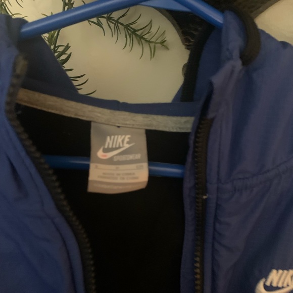 Nike pullover wind breaker w/warm liner - Picture 2 of 3